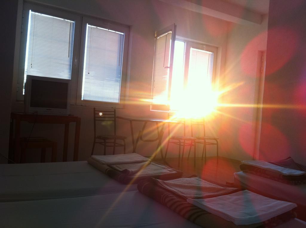 Guest House Lokoski Peštani 部屋 写真