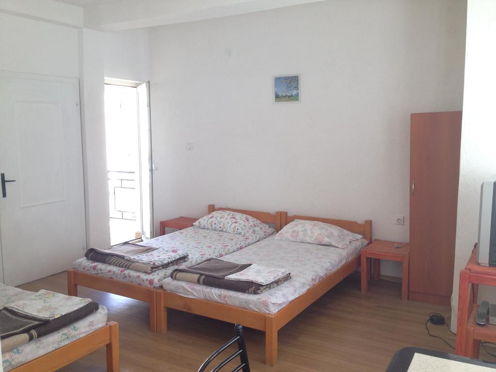Guest House Lokoski Peštani 部屋 写真