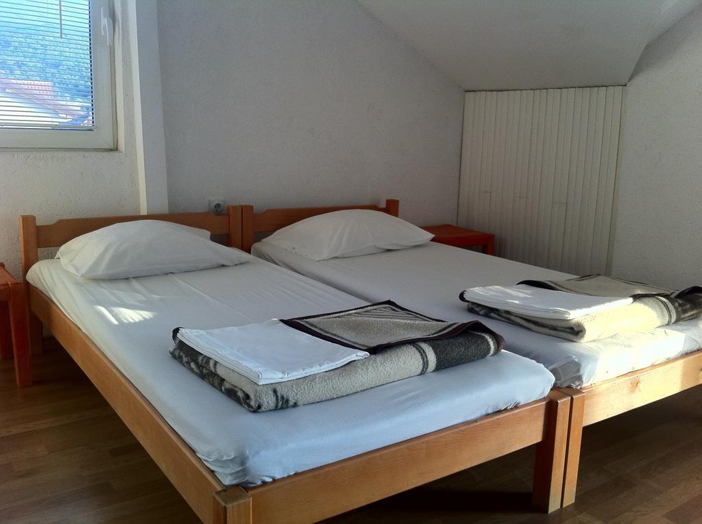 Guest House Lokoski Peštani 部屋 写真